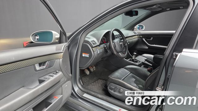 Audi RS4 2007 — photo 10