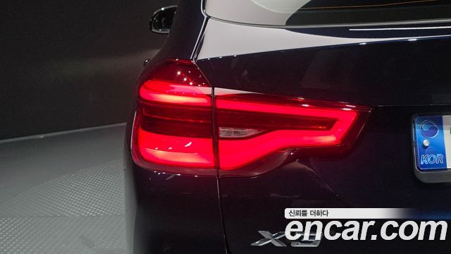 BMW X3 2021 — photo 9
