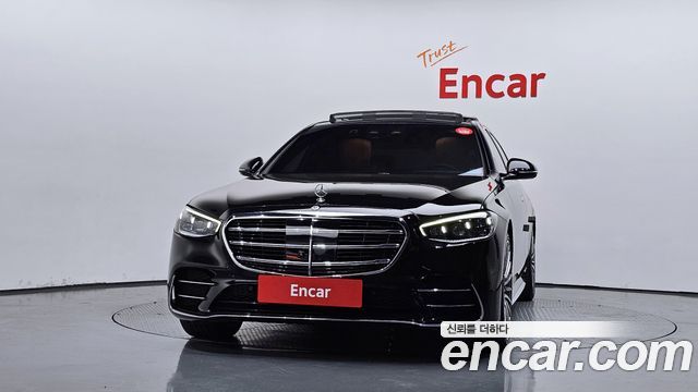 Mercedes-Benz S-Class 2024 — photo 3