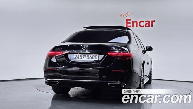 Mercedes-Benz S-Class 2024 — photo 4