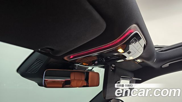 Mercedes-Benz S-Class 2024 — photo 26