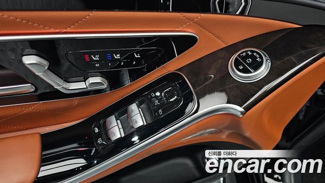 Mercedes-Benz S-Class 2024 — photo 30
