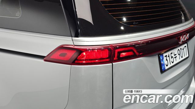 Kia Canival 2021 — photo 9