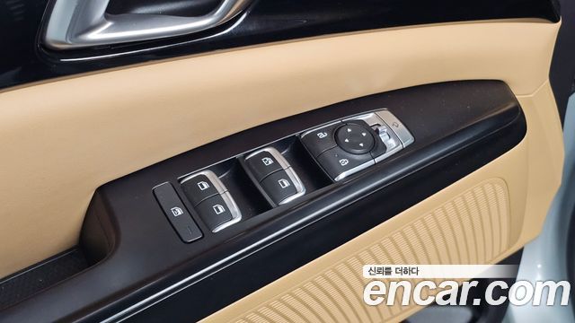 Kia Canival 2021 — photo 27
