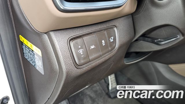 Hyundai Santafe 2019 — photo 17