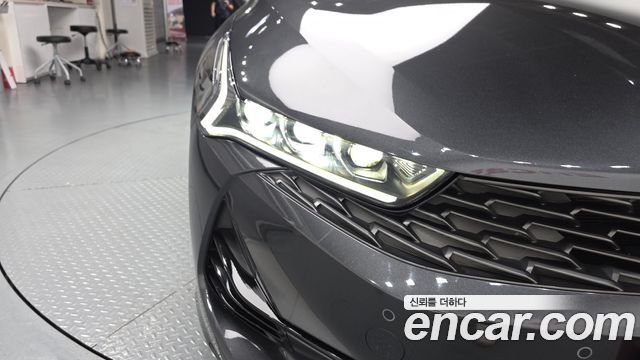 Kia K5 2021 — photo 8