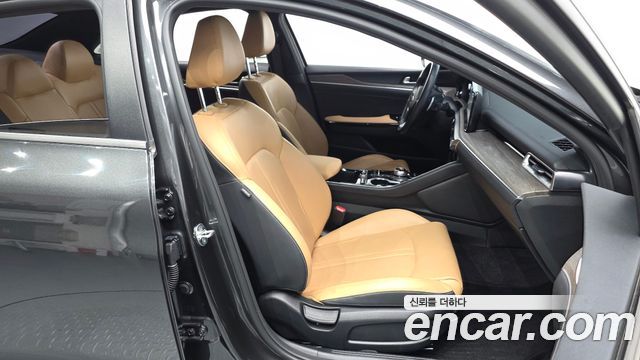 Kia K5 2021 — photo 16