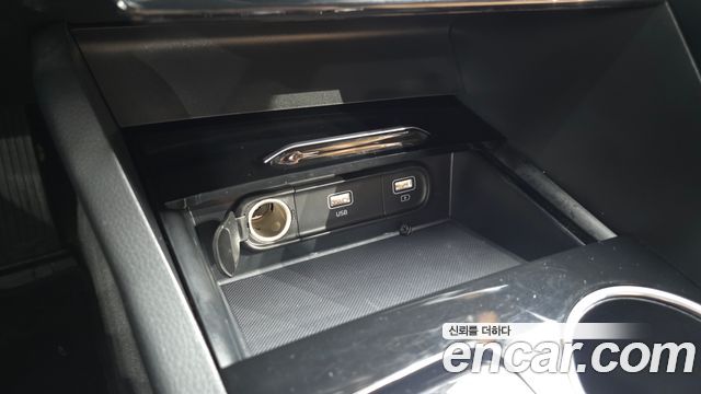 Kia K5 2021 — photo 28