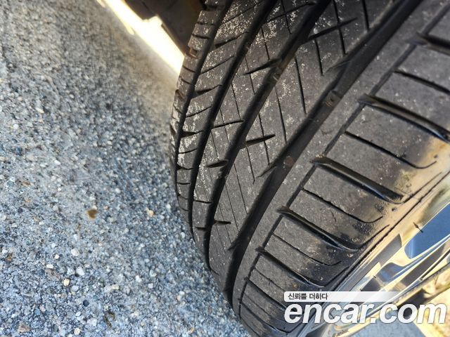 Renault Korea SM6 2019 — photo 17