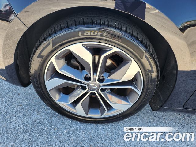 Renault Korea SM6 2019 — photo 18