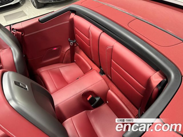 Porsche 911 2021 — photo 12