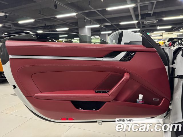 Porsche 911 2021 — photo 15
