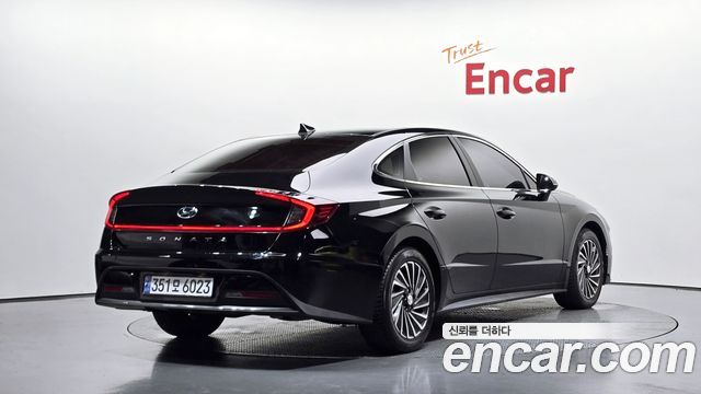 Hyundai Sonata 2023 — photo 2