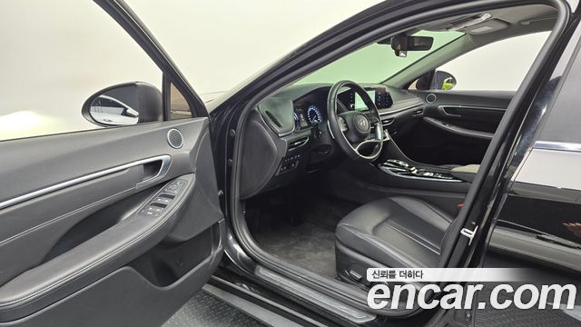 Hyundai Sonata 2023 — photo 10