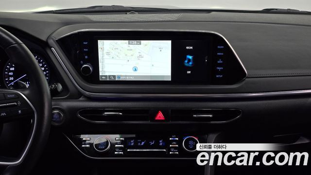 Hyundai Sonata 2023 — photo 12