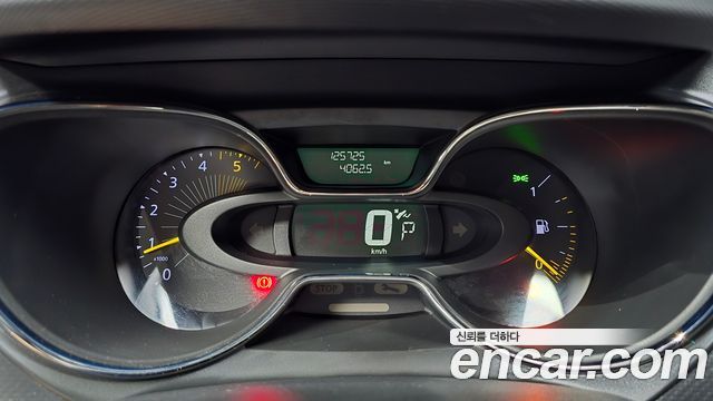 Renault Korea QM3 2015 — photo 11