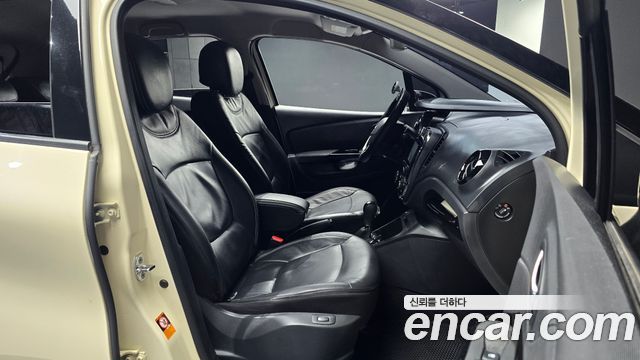 Renault Korea QM3 2015 — photo 13