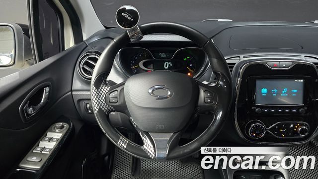 Renault Korea QM3 2015 — photo 19