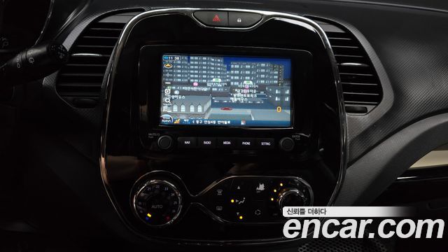 Renault Korea QM3 2015 — photo 21