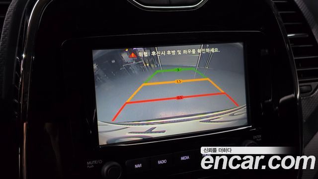 Renault Korea QM3 2015 — photo 22