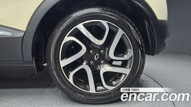 Renault Korea QM3 2015 — photo 7