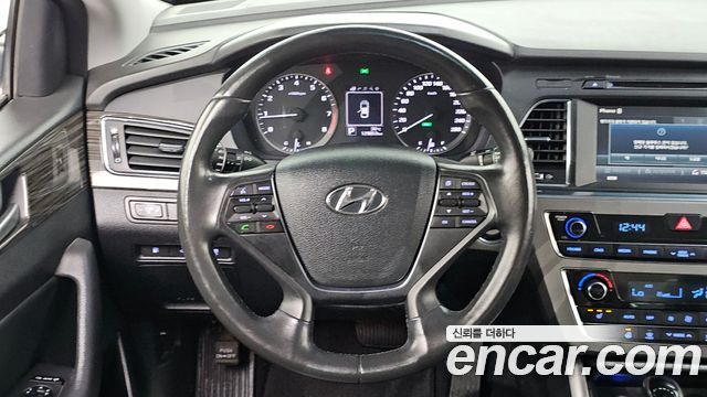 Hyundai Sonata 2015 — photo 13