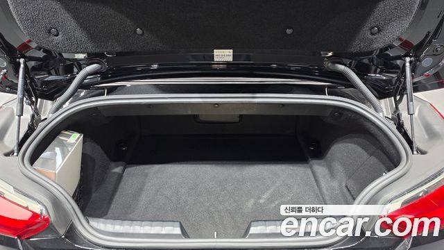 BMW Z4 2025 — photo 24