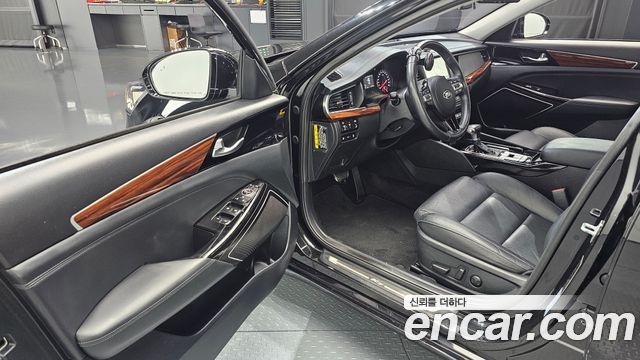 Kia K7 2017 — photo 13