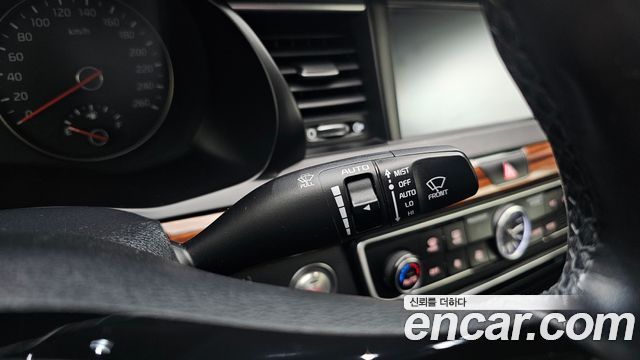 Kia K7 2017 — photo 26