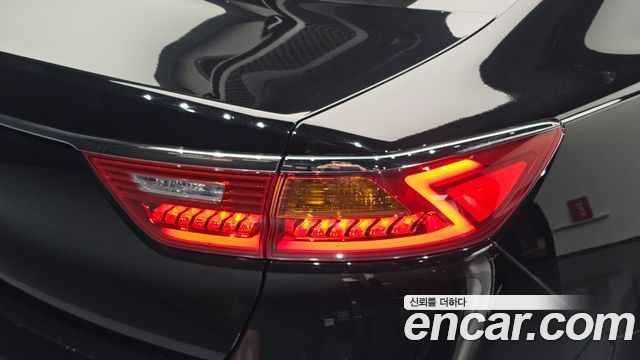 Kia K7 2017 — photo 9
