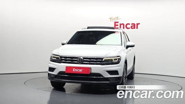 Volkswagen Tiguan 2018 — photo 3