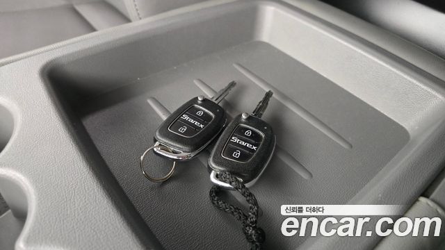 Hyundai Starex 2018 — photo 15