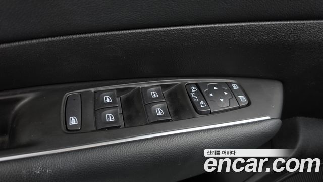 Renault Korea SM6 2023 — photo 29