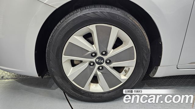 Kia K7 2017 — photo 5