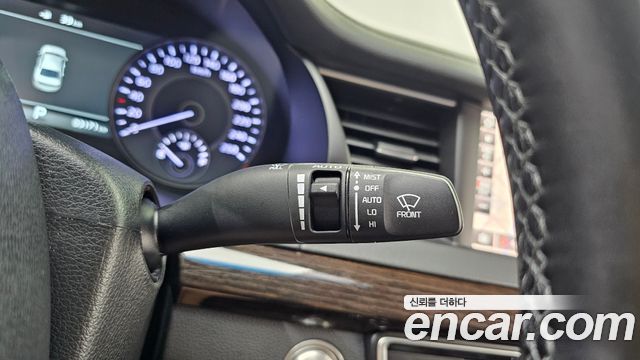 Kia K7 2017 — photo 17