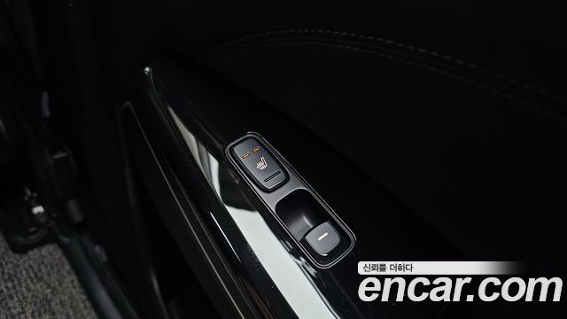 Kia K7 2017 — photo 19