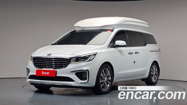 Kia Canival 2019 — photo 1