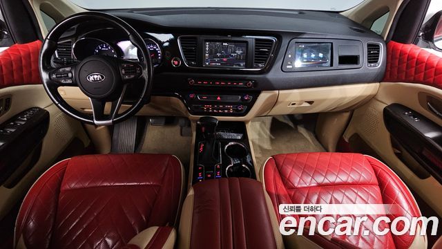 Kia Canival 2019 — photo 10