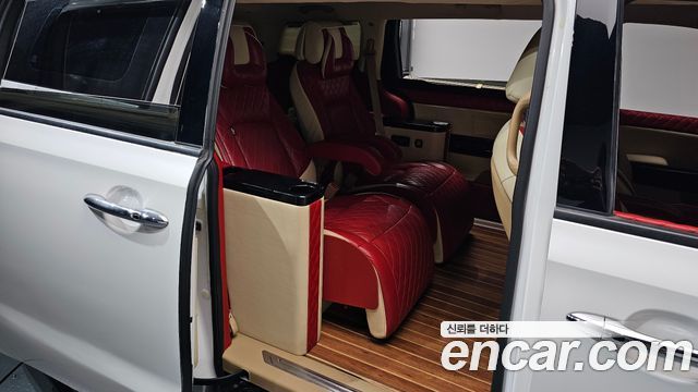 Kia Canival 2019 — photo 18
