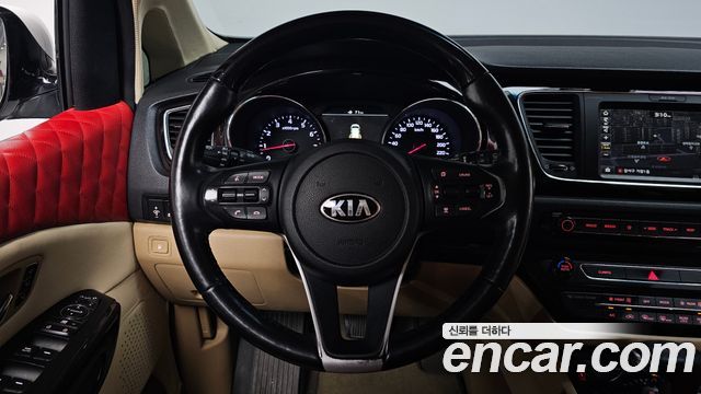 Kia Canival 2019 — photo 19