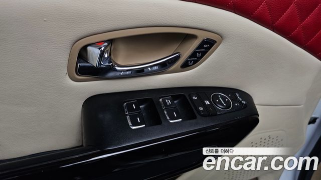 Kia Canival 2019 — photo 22