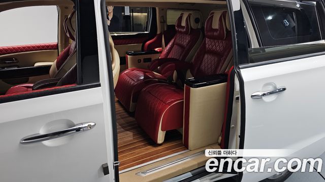 Kia Canival 2019 — photo 16