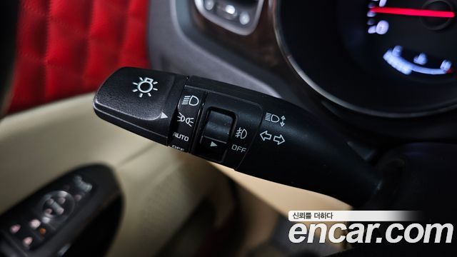 Kia Canival 2019 — photo 29