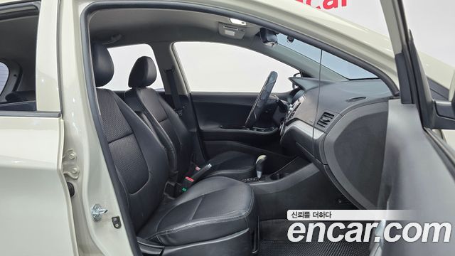 Kia morning 2012 — photo 11