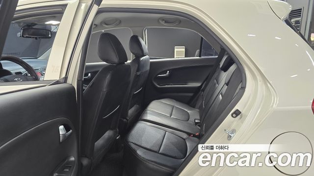 Kia morning 2012 — photo 12