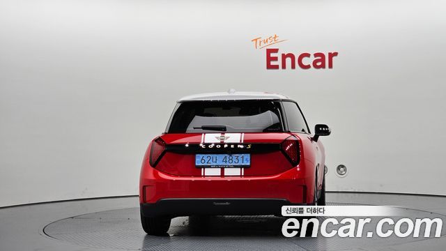 Mini Cooper 2026 — photo 4