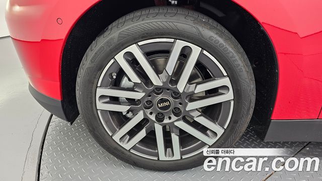 Mini Cooper 2026 — photo 5