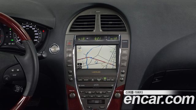 Lexus ES 2009 — photo 14