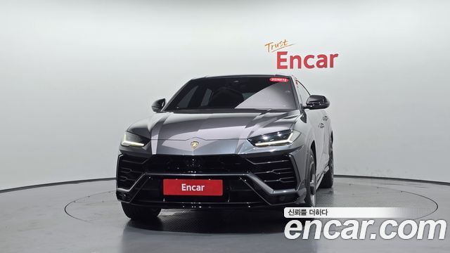 Lamborghini Urus 2020 — photo 3