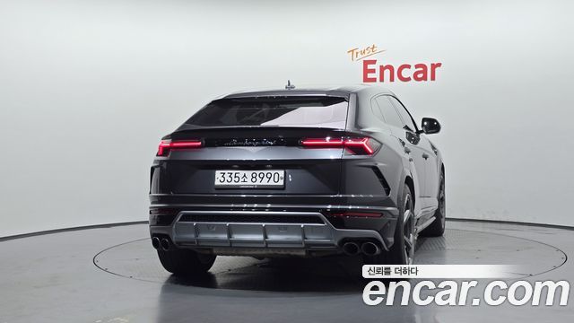 Lamborghini Urus 2020 — photo 4
